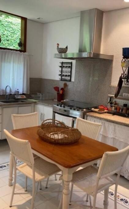 Casa Deliciosa Em Condo C/ Piscina Frente Ao Mar São Sebastião Exterior foto